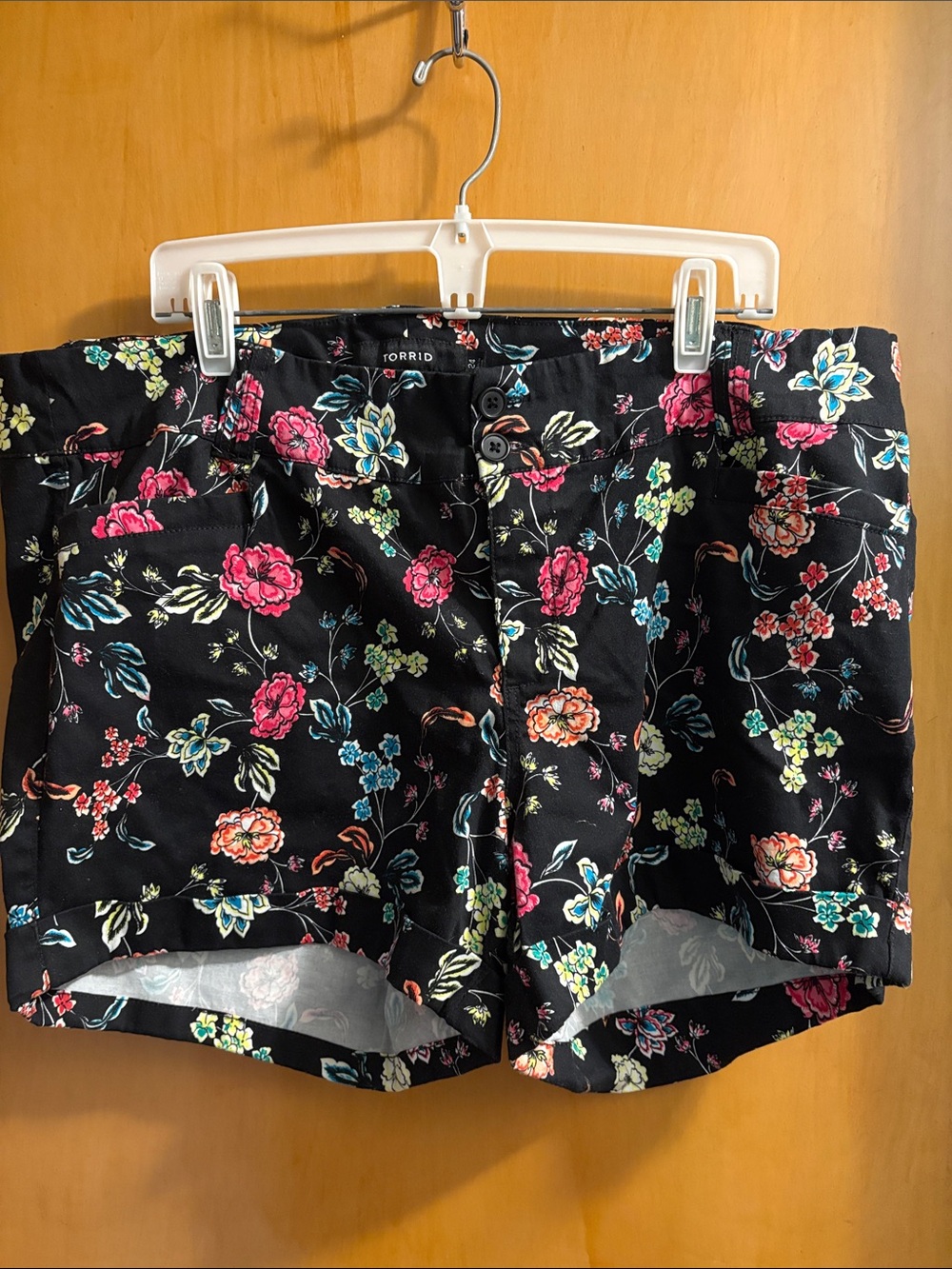 torrid Black High-Waist Floral Print Shorts 24W